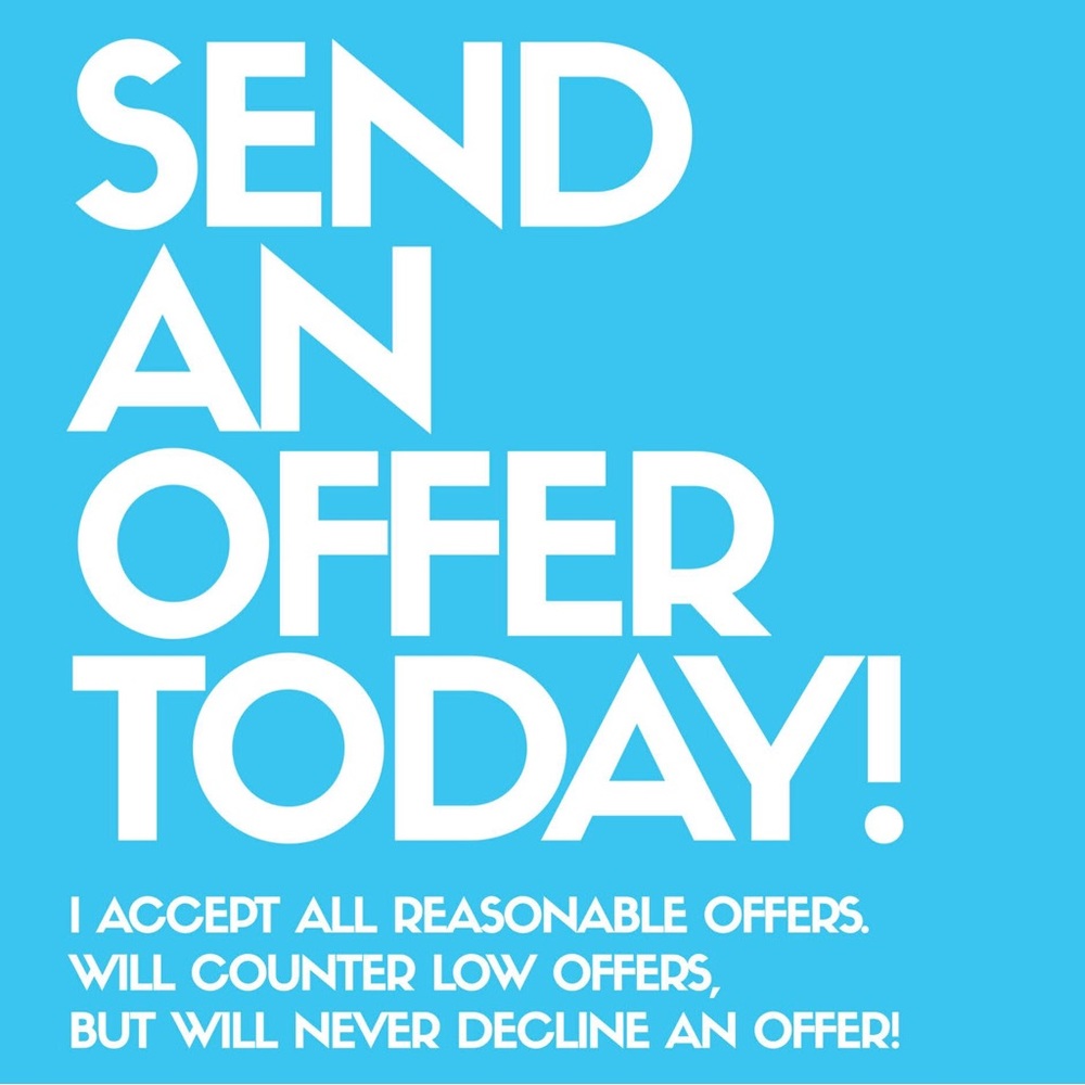 Madewell Lightweight Chambray Button-Down Shirt - image 8